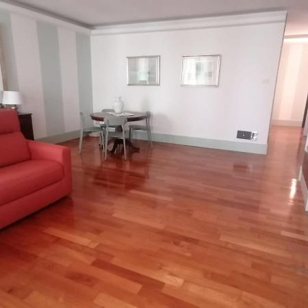 Apartament Le Finestre Sugli Ulivi Desenzano del Garda Zewnętrze zdjęcie