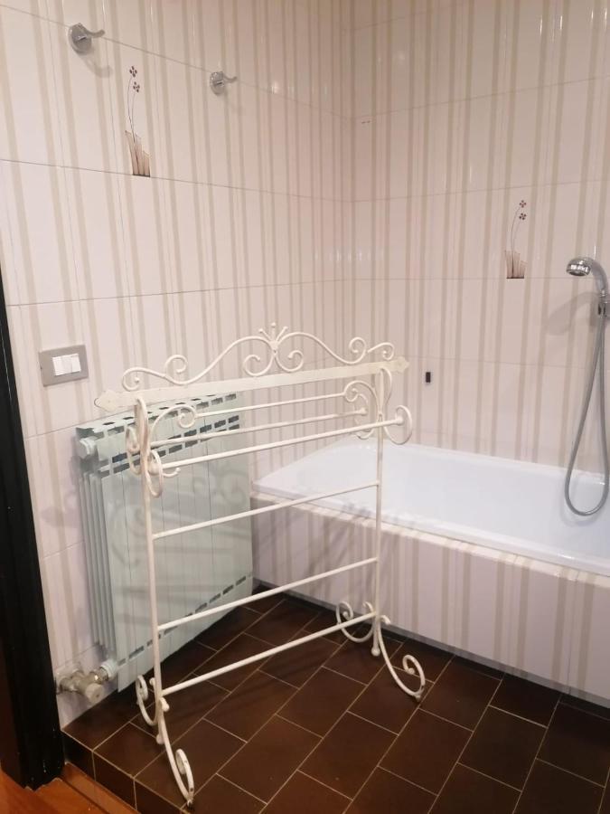 Apartament Le Finestre Sugli Ulivi Desenzano del Garda Zewnętrze zdjęcie