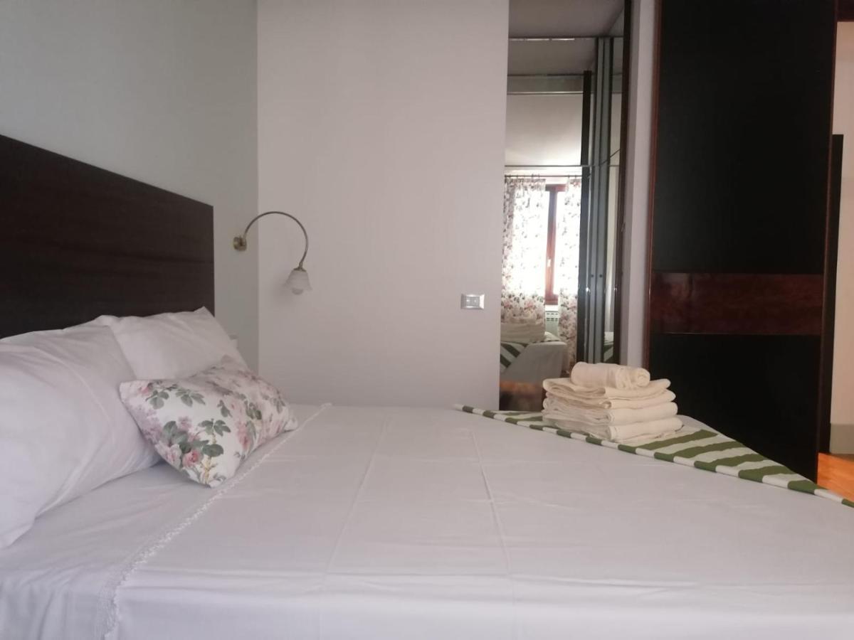 Apartament Le Finestre Sugli Ulivi Desenzano del Garda Zewnętrze zdjęcie