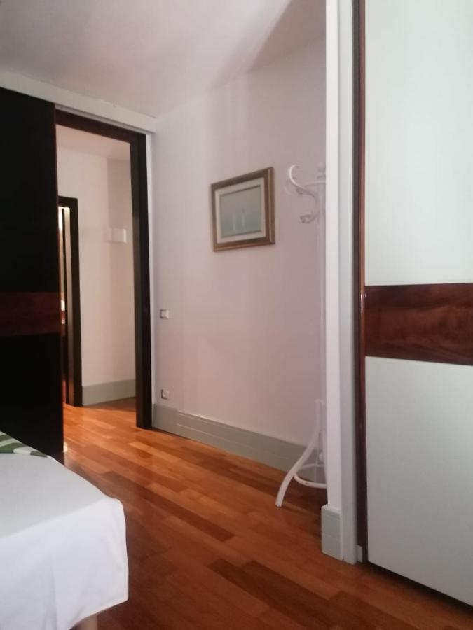 Apartament Le Finestre Sugli Ulivi Desenzano del Garda Zewnętrze zdjęcie